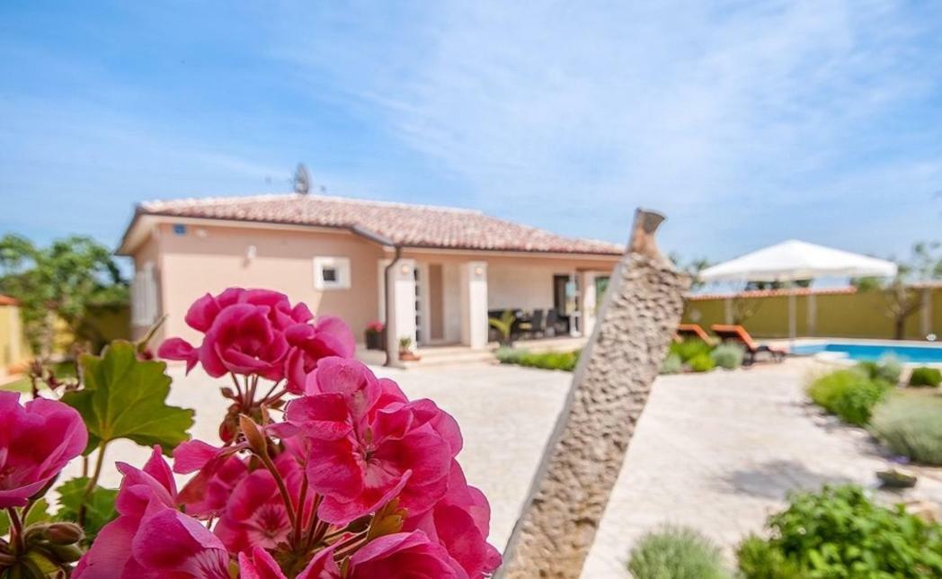 Villa Zafirah PUY Exterior foto